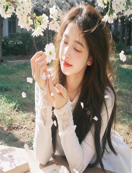 探索《盲琴师英文版》的奥秘：隐藏细节与深层意义，提名影片