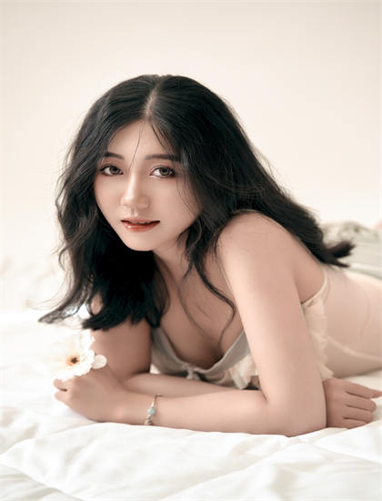 《亚当2019》评分测评：是否值得花时间观看的深度分析